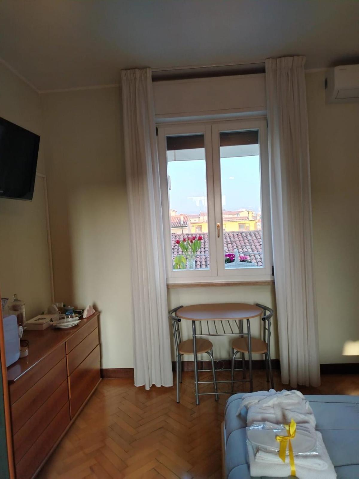 ורונה B&B Califano- 2 Leoni מראה חיצוני תמונה